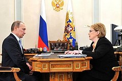 Путин дал указание Минздраву помочь пострадавшим под красноярском и в Чечне