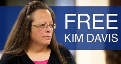 Ким Дэвис выпустили из тюрьмы