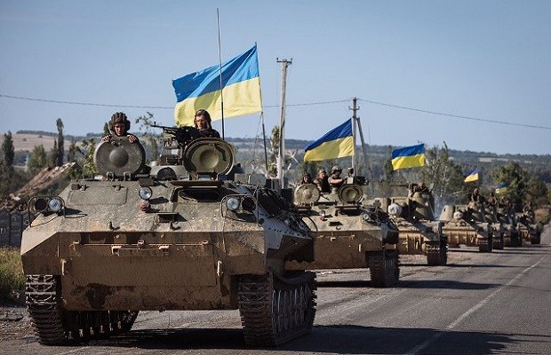 Украинские военные и бронетехника замечены на линии соприкосновения с ДНР фото 2