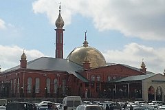 В Ингушетии у мечети взорвали автомобиль