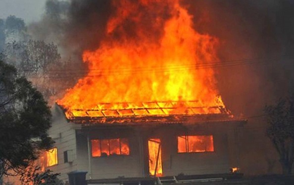 Дома террористов, напавших на КПП в Грозном, сожгли
