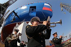 Самый мощный ледокол в мире спущен на воду в Санкт-Петербурге