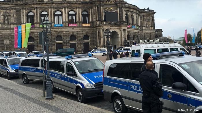 В Дрездене прогремели взрывы фото 2