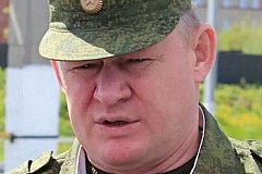 Шаманов передал командование ВДВ Сердюкову