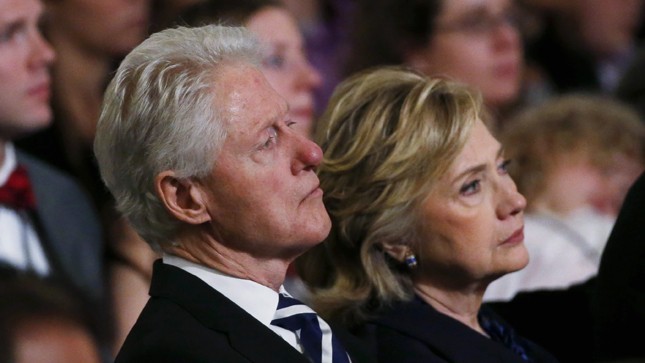 Хиллари и Билл Клинтон. Фото: nnewsti.ru