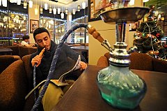 Минздрав намерен добиться запрета на курение кальяна в ресторанах