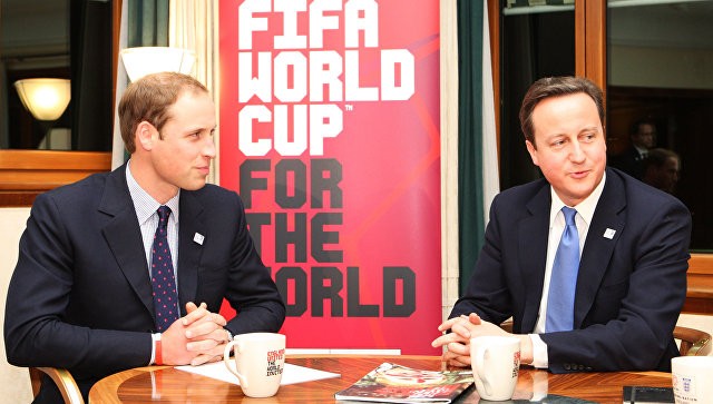 Принц Уильям и премьер-министр Великобритании Дэвид Кэмерон в Цюрихе. Фото: РИА Новости