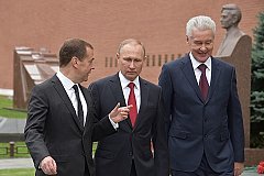 Следующие после Путина - Медведев и Собянин
