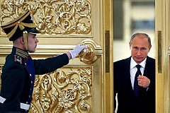 Путин среди политиков вызывает доверие у 58% россиян