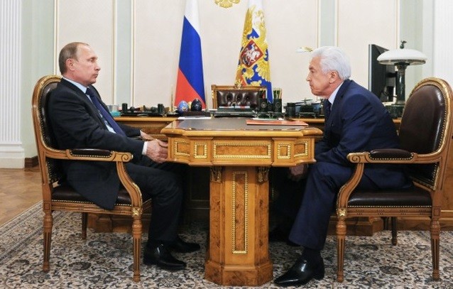 Владимир Путин и Владимир Васильев. Фото: ТВ Центр