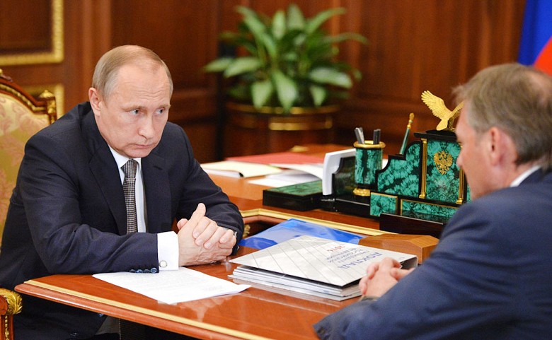 Президент России Владимир Путин и уполномоченный по защите прав предпринимателей Борис Титов Фото: ТВ Центр