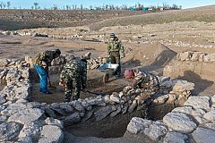 Захоронение с 70 обезглавленными телами обнаружено в Крыму