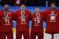 Злопыхатели требуют от МОК наказать хоккеистов за пение гимна России