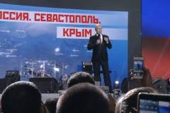 Путин приехал в Крым и выступил на митинге в Севастополе