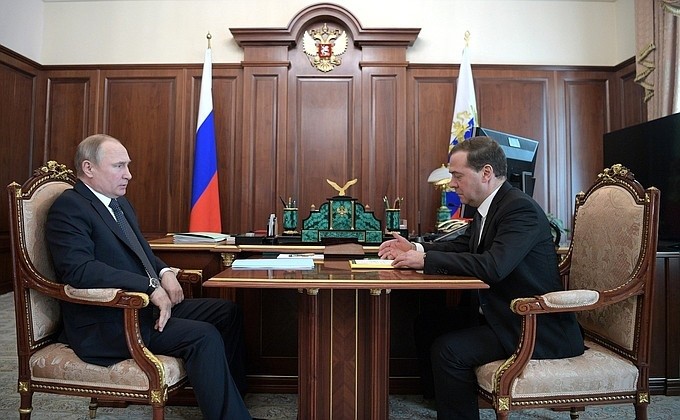 Дмитрий Медведев на встрече с президентом РФ Владимиром Путиным. Фото: kremlin.ru