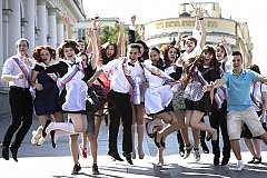 Школьные выпускные:«Отсутствие будущего» у новых поколений россиян