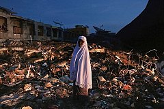 Землетрясение в Индонезии унесло почти сто жизней