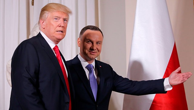 Президент США Дональд Трамп с президентом Польши Анджеем Дудой. Фото: ria.ru