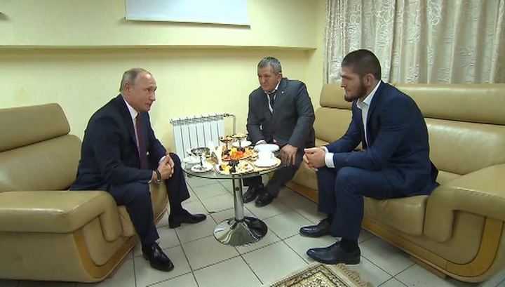 Путин встретился с Нурмагомедовым