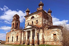 Почему попы рвутся в города-миллионники, когда в России сотни церквей стоят в руинах?