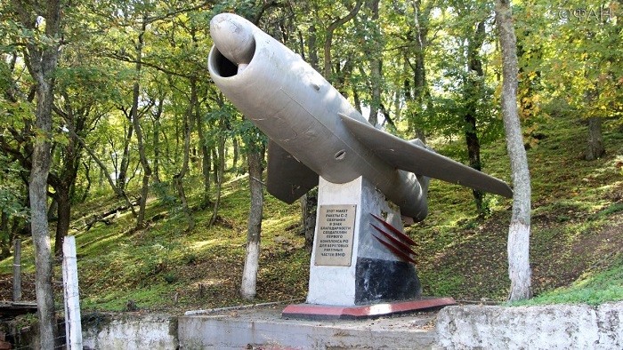 Памятник на территории «Объекта 100». Фото: riafan.ru