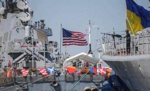 Всего в нескольких километрах от Крыма США разместят боевые корабли фото 2
