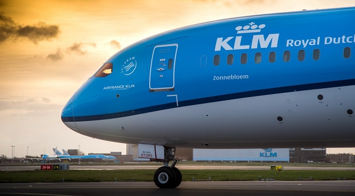 Голландские ЛГБТ заставили извиниться авиакомпанию KLM