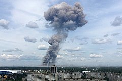 Мощный взрыв прогремел на военном складе в Красноярском крае. Есть погибшие.