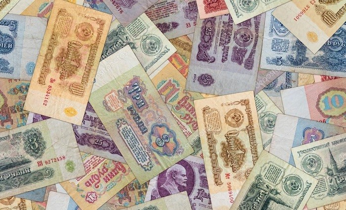 Какая зарплата и пенсия были в СССР в современных деньгах фото 2