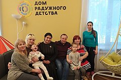Зумрият Резаханова приехала в «Дом Радужного Детства» снова