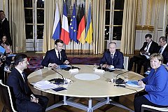 Путин, Зеленский, Меркель и Макрон сели за стол переговоров