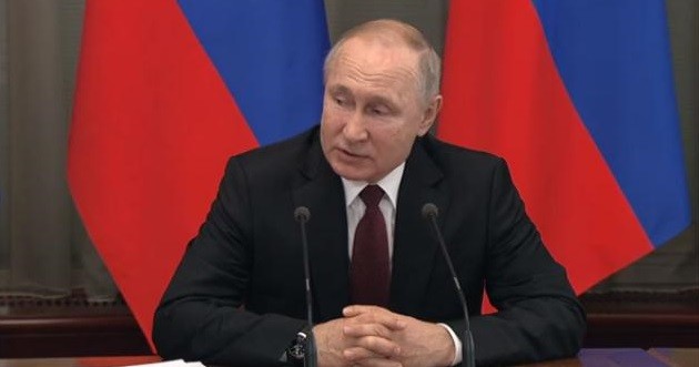 Президент России Владимир Путин на встрече с правительством РФ
