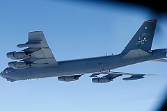 Шесть бомбардировщиков B-52 ВВС США переброшены ближе к Ирану.