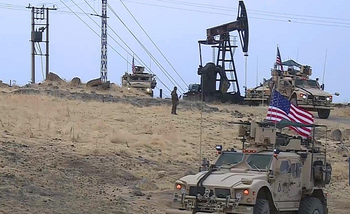 США продают украденную с сирийских месторождений нефть через Турцию. фото 2