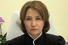 Судья Хахалева написала жалобу Путину на травлю.