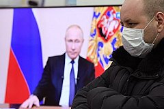 Путин «самоизолировал» россиян еще на месяц.