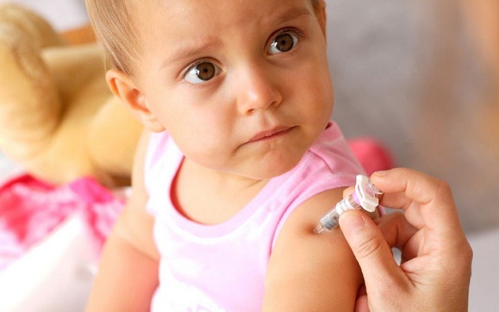 В России разрабатывается детская вакцина от COVID-19. фото 2