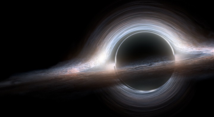 Физики продолжают пытаться нарушить законы гравитации, но эта сверхмассивная черная дыра «сказала нет».