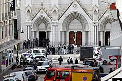 Очередная резня во Франции. Преступник обезглавил женщину у церкви в Ницце.