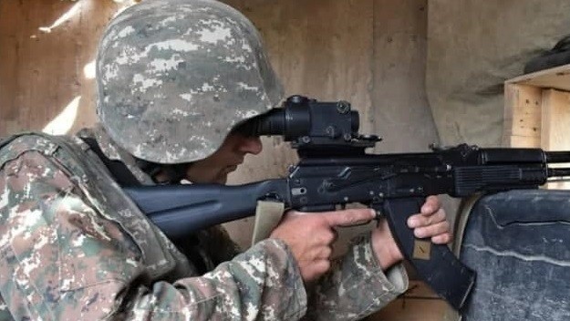 Ереван опровергает взятие азербайджанской армией города Шуша в Карабахе фото 2