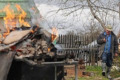 В России будет запрещено разведение костров и сжигание мусора на частных участках