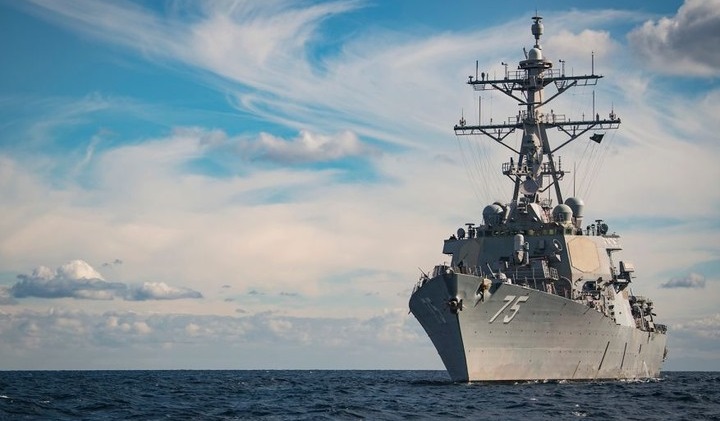 С «бесцеремонным» эсминцем США в Черном море захотели покончить