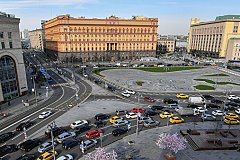 Мэр Москвы передумал возводить памятник на Лубянке