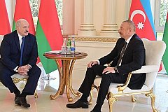Лукашенко заявил Алиеву о готовности помочь восстанавливать Карабах