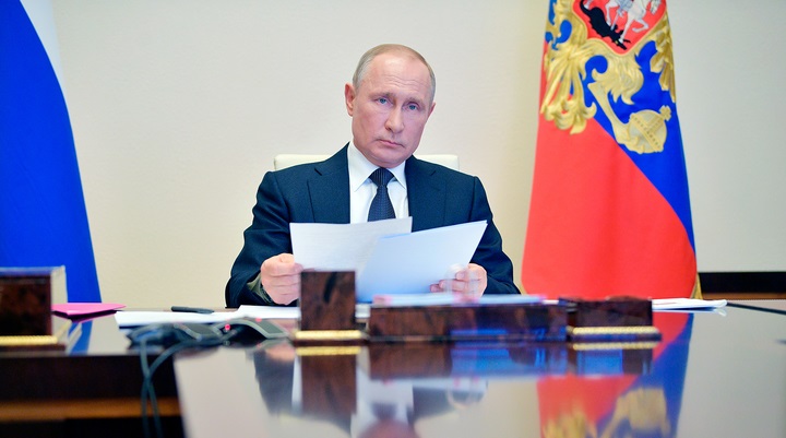 Президент России подписал закон о преимуществе поступления в вузы детей силовиков