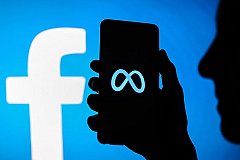 Трафик Facebook в России замедлили